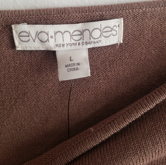 Eva Mendes Light Brown Sequin Accented Sweater Holiday Party~ Size Large - Picture 5 of 5